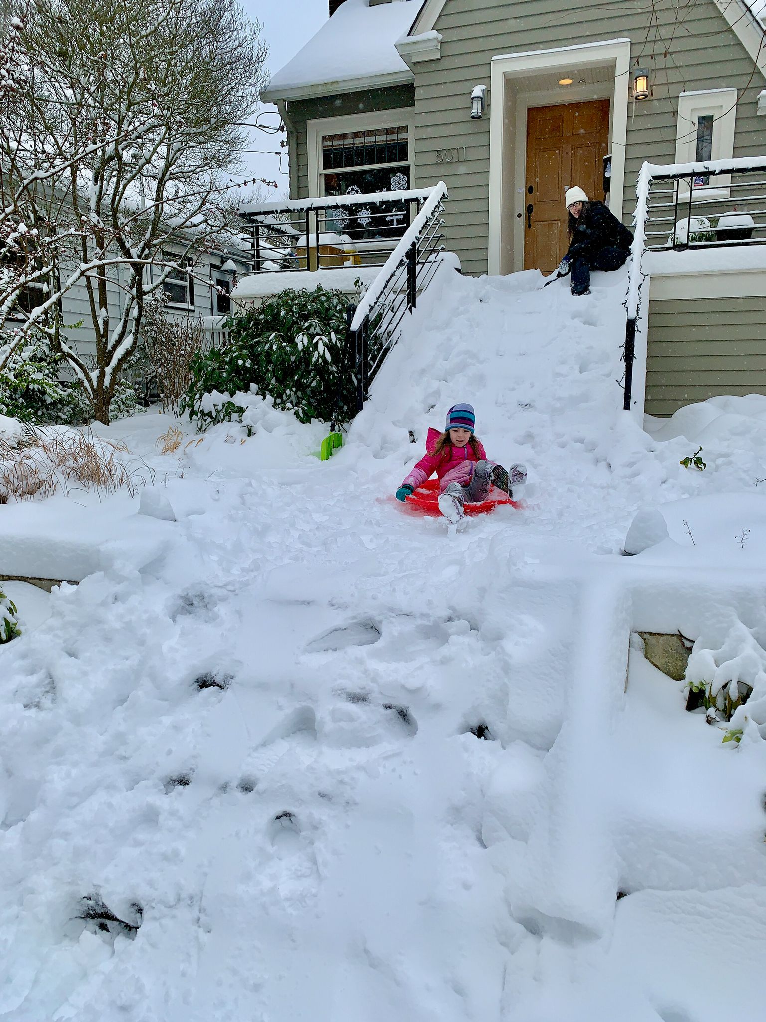 I'm sledding the stairs!