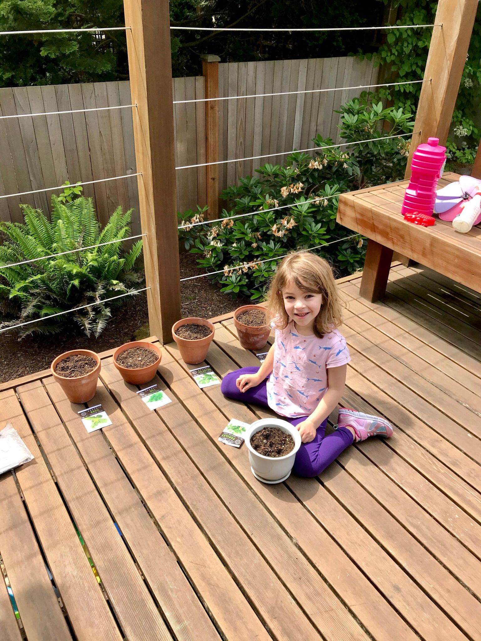 I'm potting plants!